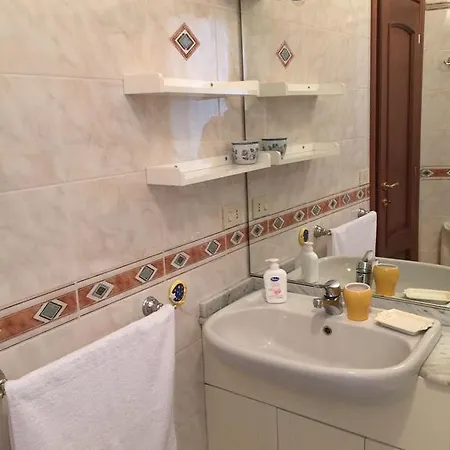 Turchino & Terrazza Della Luisa By Portofinovacanze Apartmán *